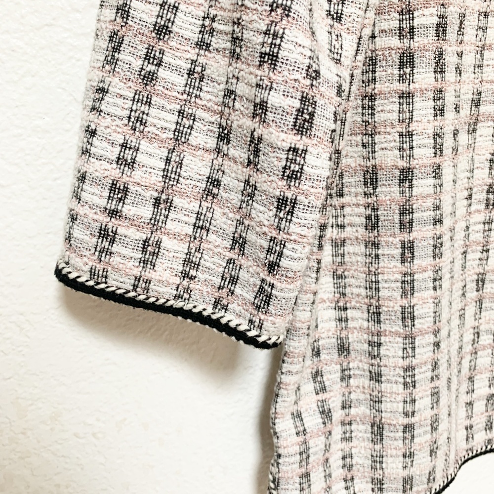 Max Studio | Cream & Pink Tweed Top S - Picture 4 of 6